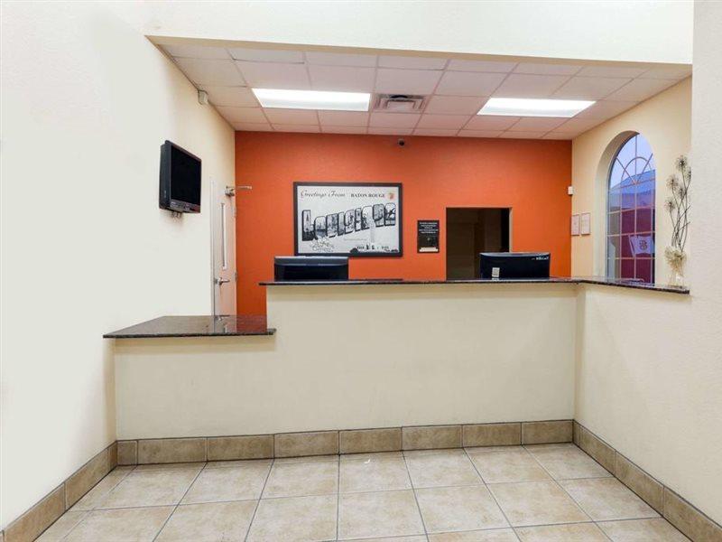 Motel Super 8 By Wyndham Baton Rouge/I-10 Esterno foto