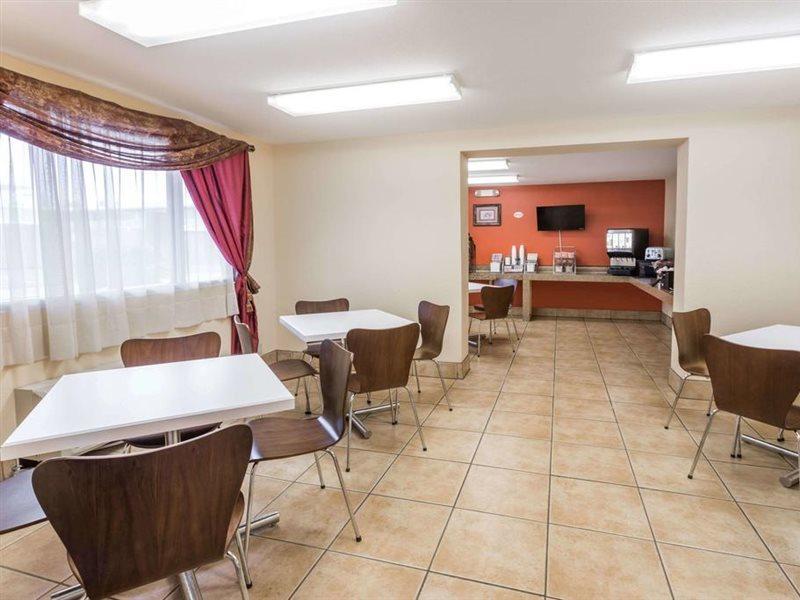 Motel Super 8 By Wyndham Baton Rouge/I-10 Esterno foto