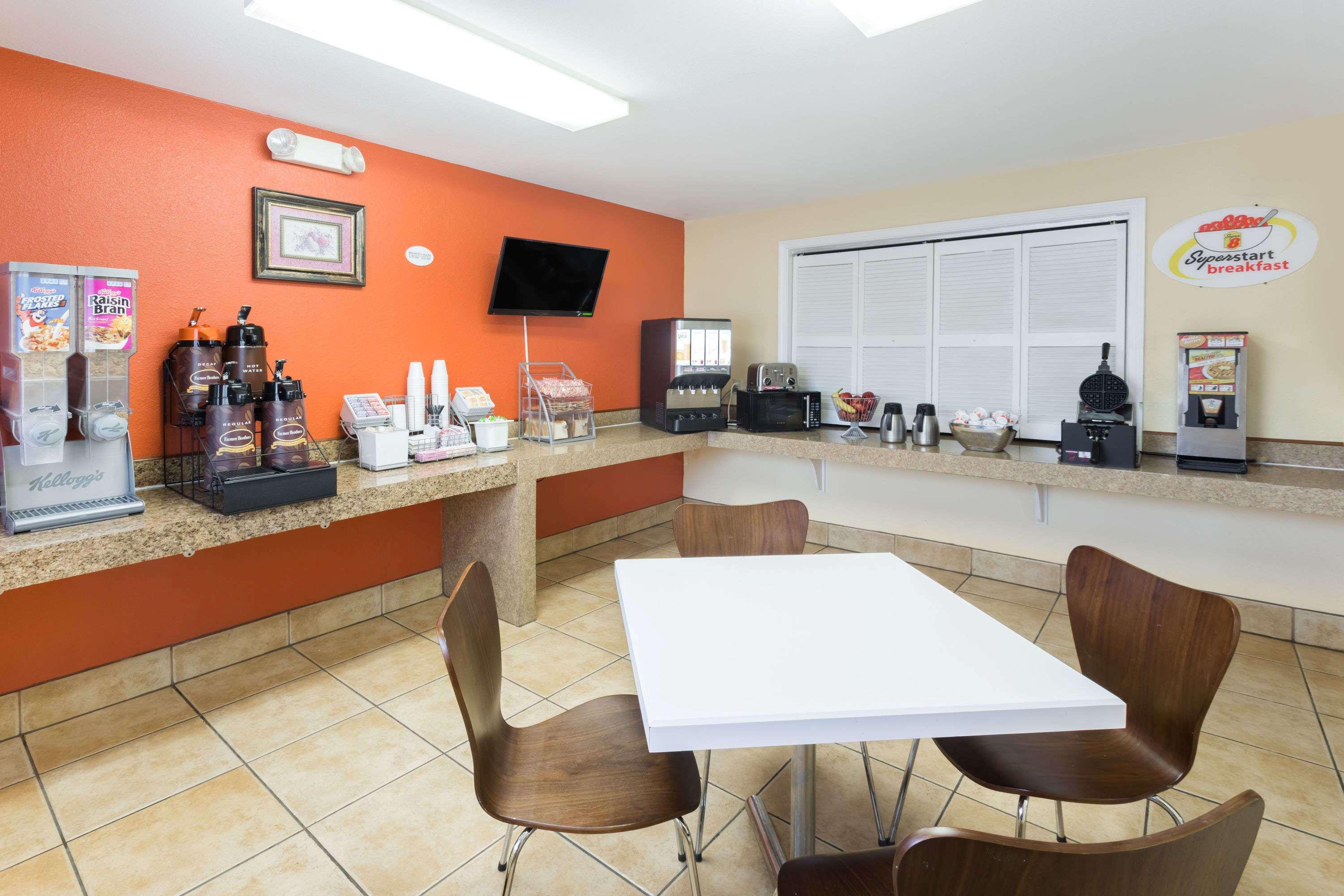 Motel Super 8 By Wyndham Baton Rouge/I-10 Esterno foto